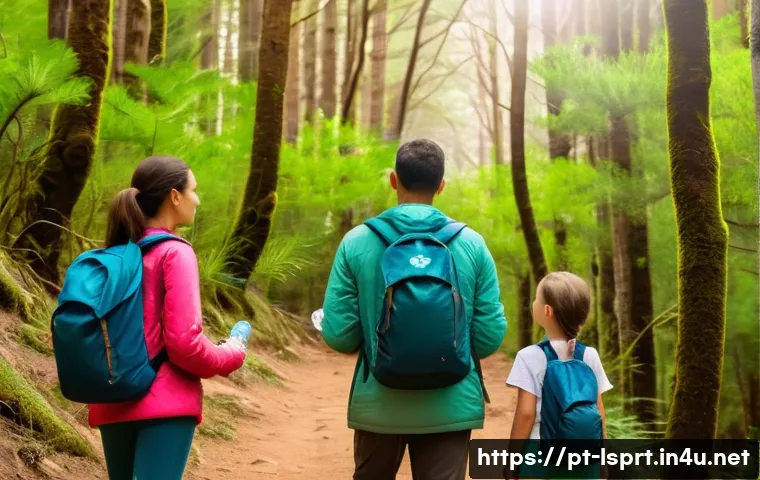 레저스포츠지도자와 환경 문제 해결을 위한 기여 - A diverse group of outdoor instructors leading a nature trail hike in a lush Portuguese forest durin...
